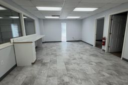 200 Varnfield Drive photo 4