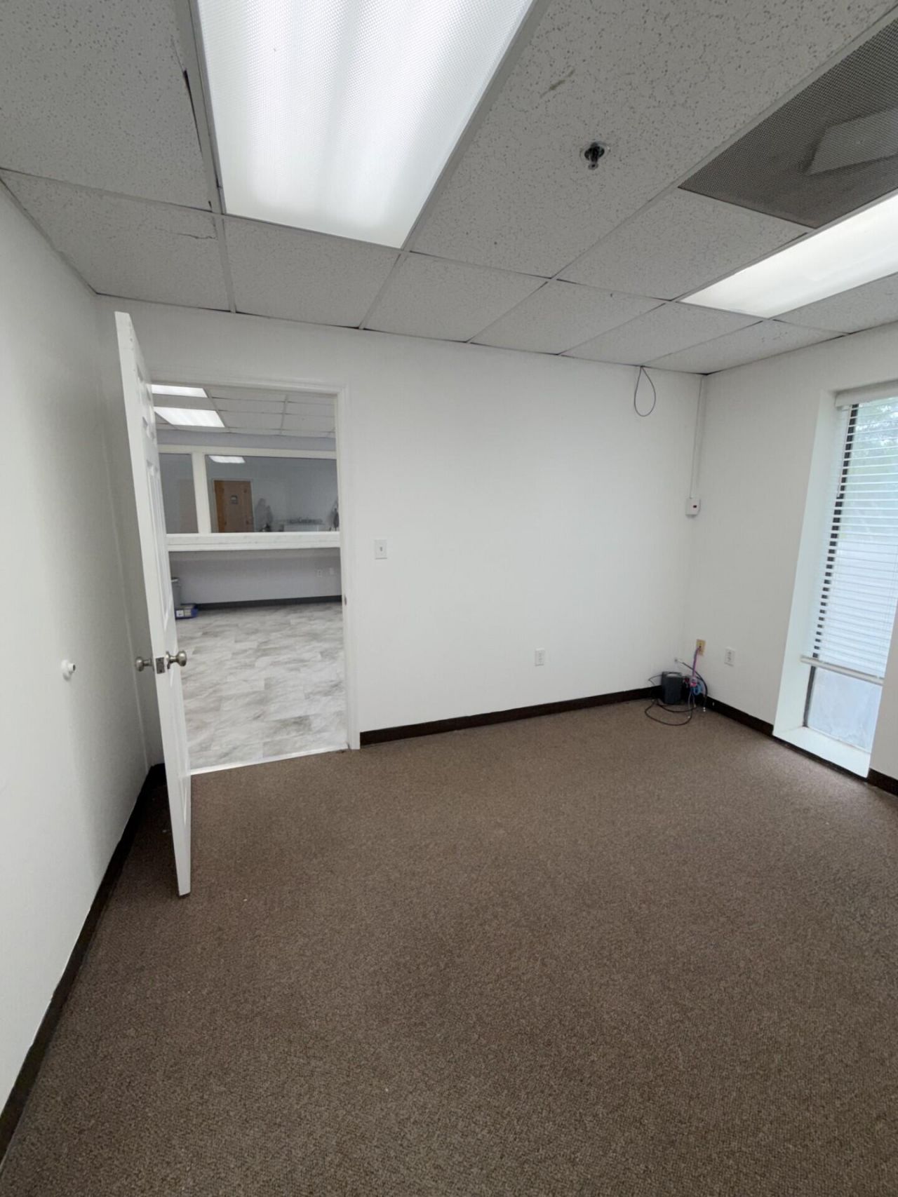 200 Varnfield Drive Photo 7