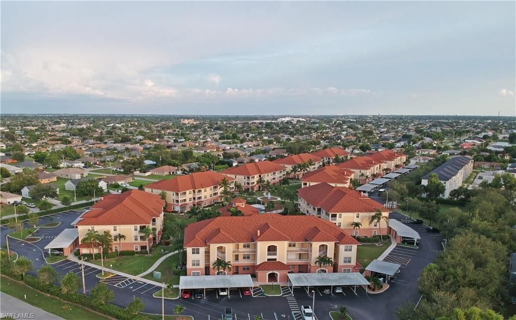 1121 Van Loon Commons Cir, Unit 304, Cape Coral, FL 33909 Photo