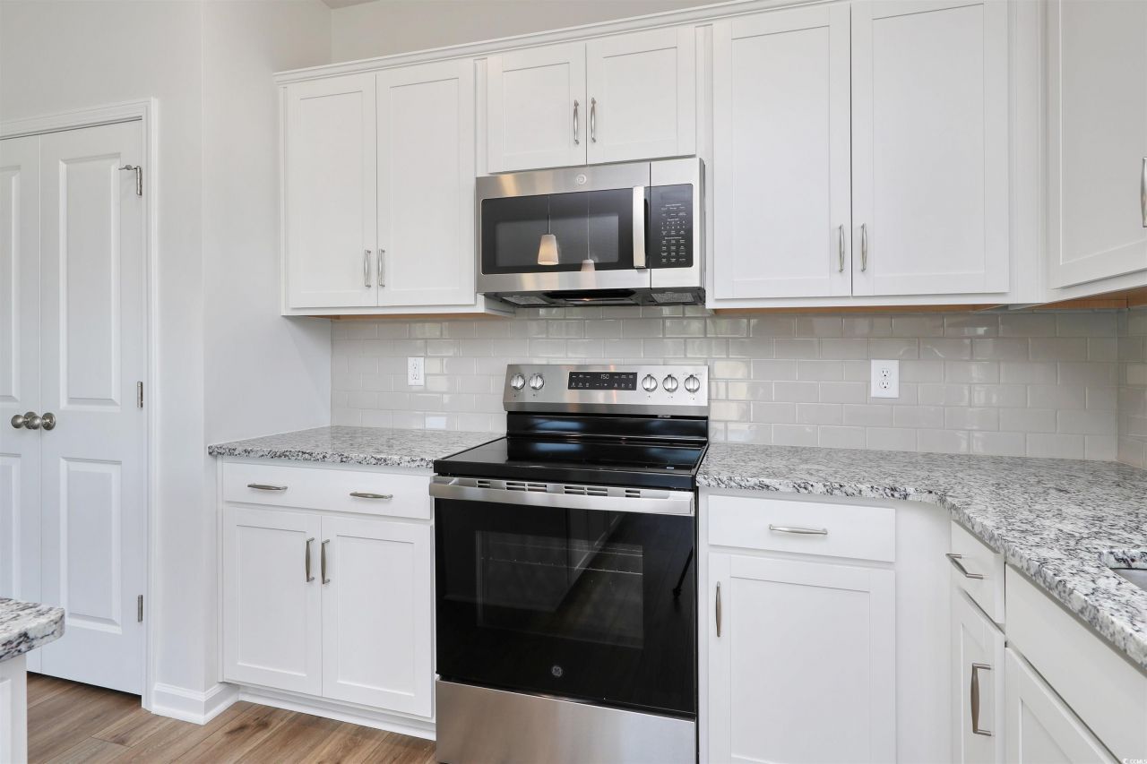 409 Meadow Sweet Pl Photo 6