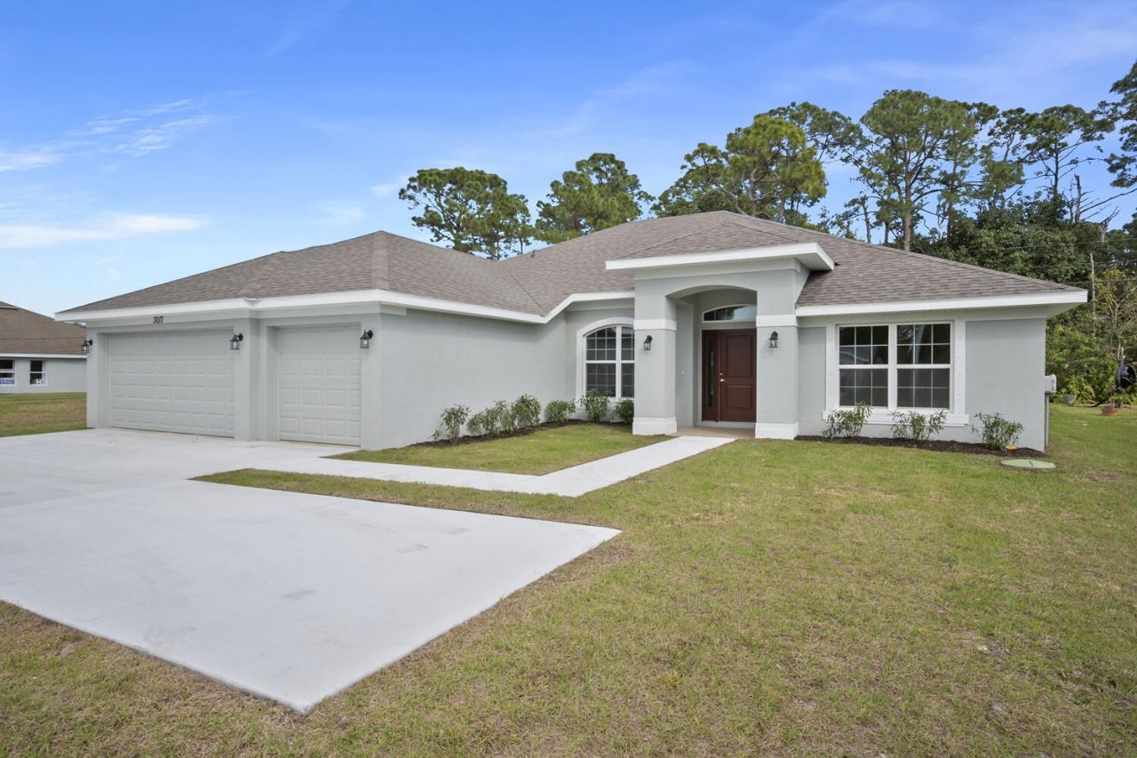 345 SW Becker Road, Port Saint Lucie, FL 34953 Photo