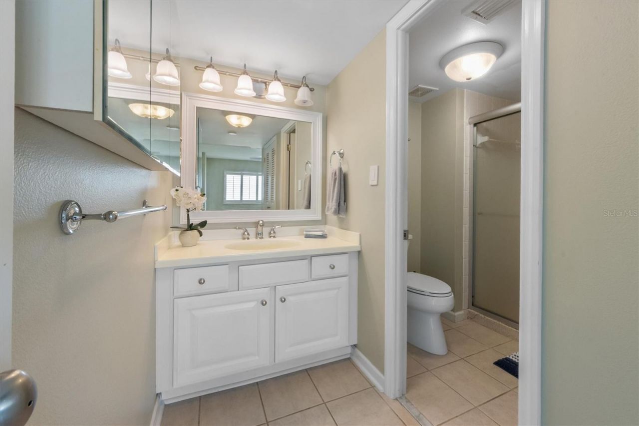 5300 Gulf Drive, Unit 105, Holmes Beach, FL 34217 Photo