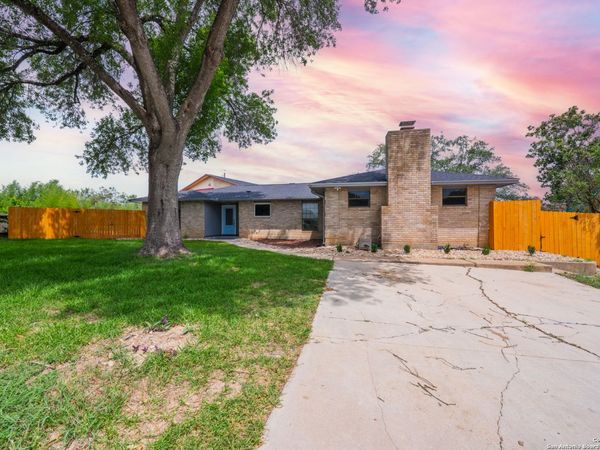 1002 River Oak, Unit MAIN HOUSE, Seguin, TX 78155