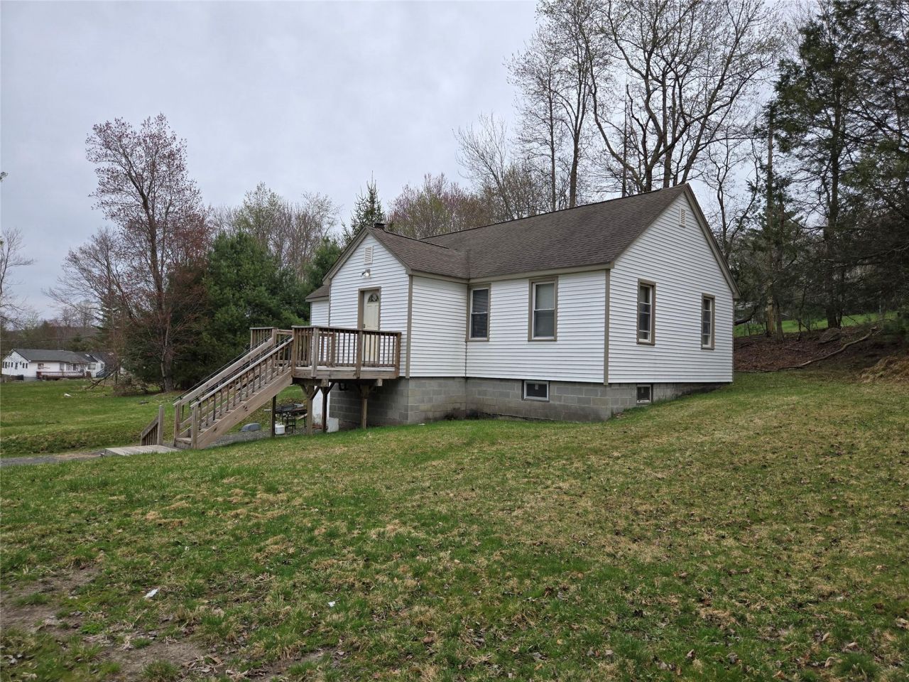 328 N Fraser, Kiamesha Lake, NY 12751 Main Photo