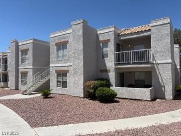 6800 E Lake Mead Boulevard, Unit 2024, Las Vegas, NV 89156