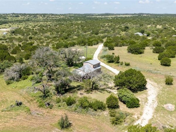 586 Private Road 3448, Kempner, TX 76539