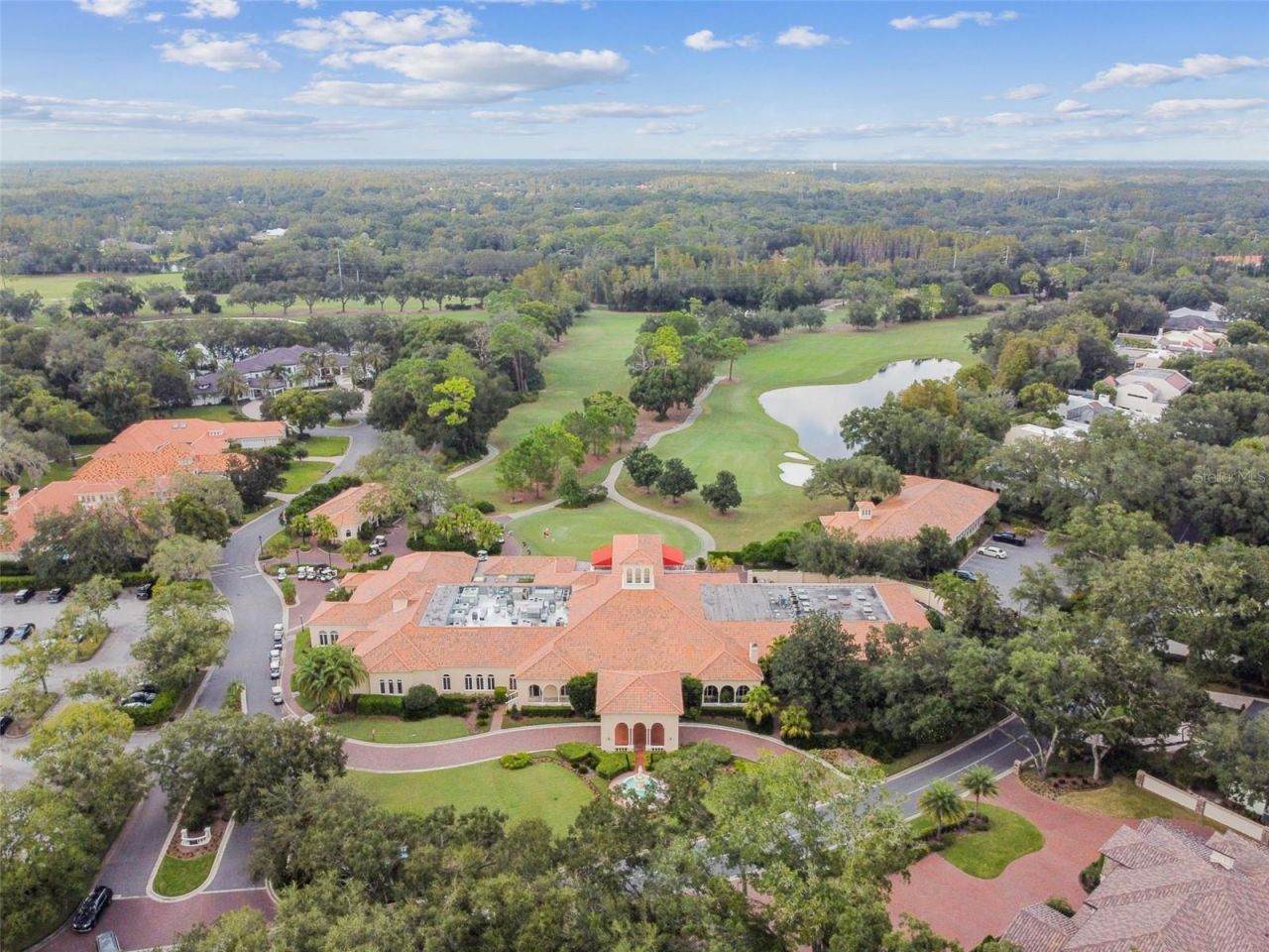 17005 Madres De Avila, Tampa, FL 33613 Photo