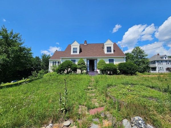 4 Stewart Ave, Monson, MA 01057