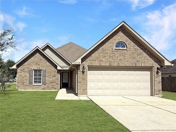41958 SNOWBALL Circle, Ponchatoula, LA 70454