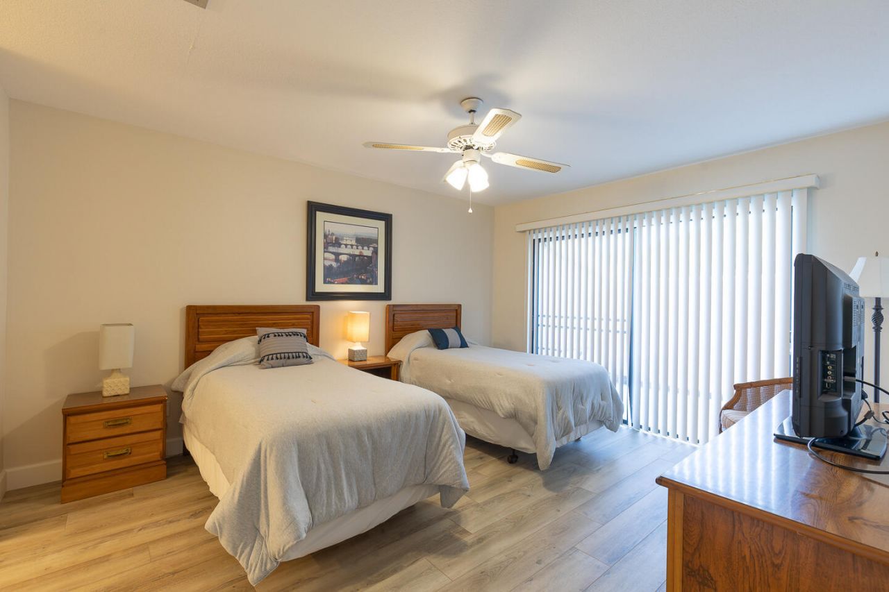 3303 SE Sandpiper Circle, Port Saint Lucie, FL 34952 Photo