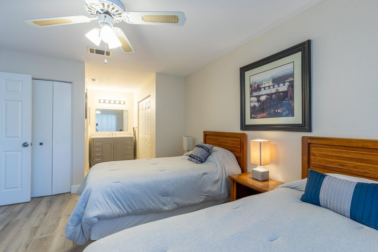 3303 SE Sandpiper Circle, Port Saint Lucie, FL 34952 Photo