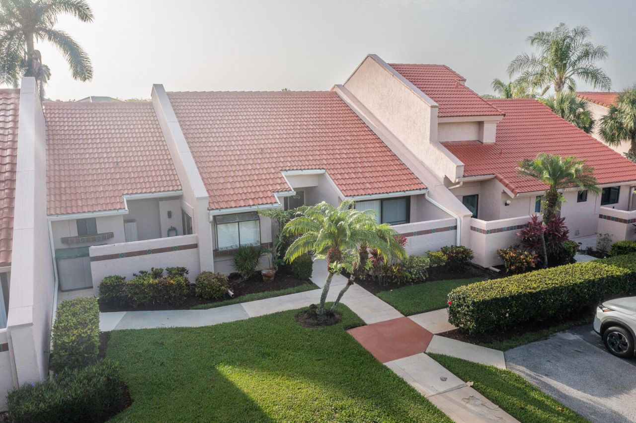 3303 SE Sandpiper Circle, Port Saint Lucie, FL 34952 Photo