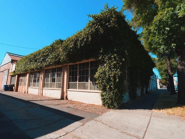 1106 G Street, Modesto, CA 95354