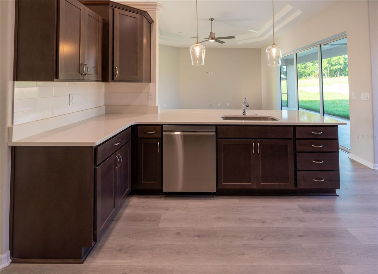 636 N Cherry Pop Drive, Inverness, FL 34453 Photo