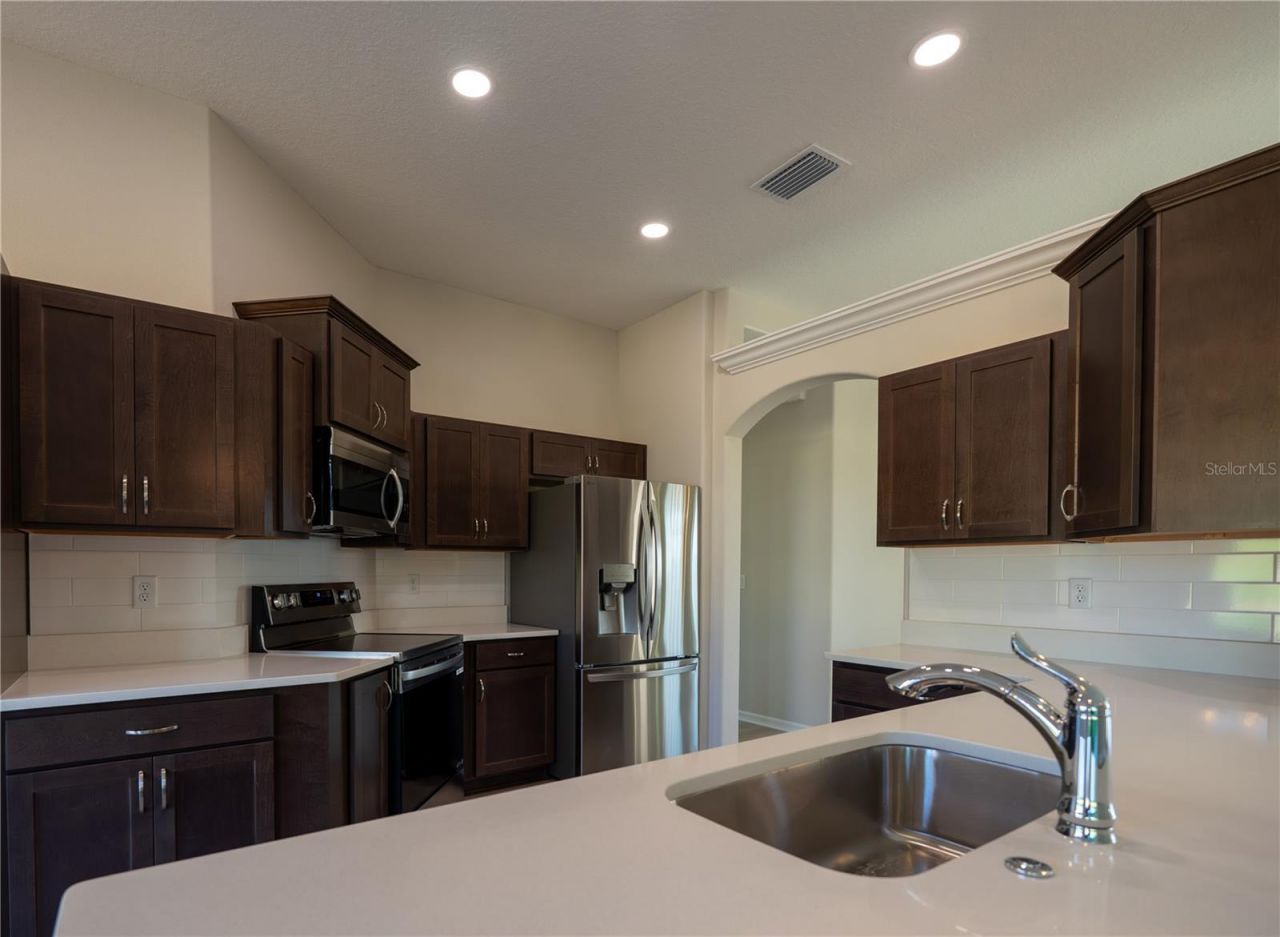 636 N Cherry Pop Drive, Inverness, FL 34453 Photo