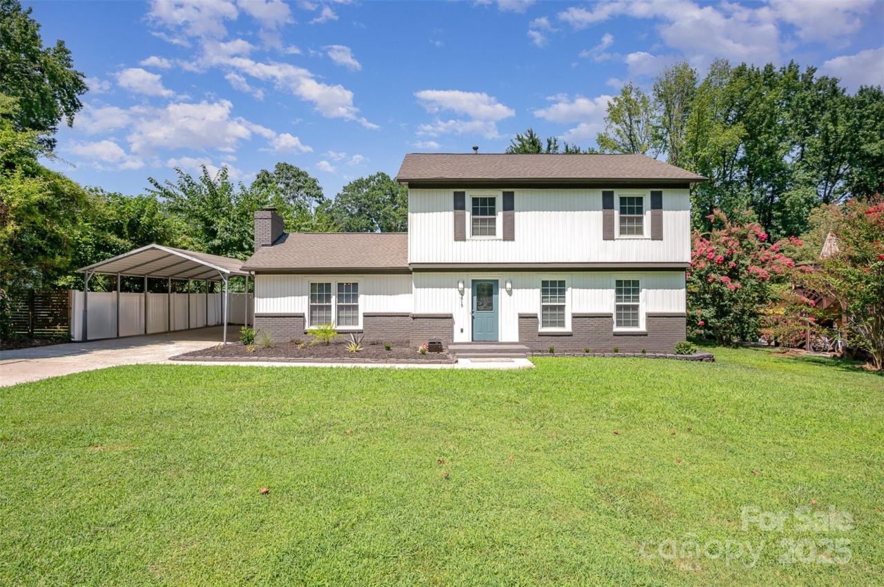 5915 Bluebonnet Road, Charlotte, NC 28212 Main Photo