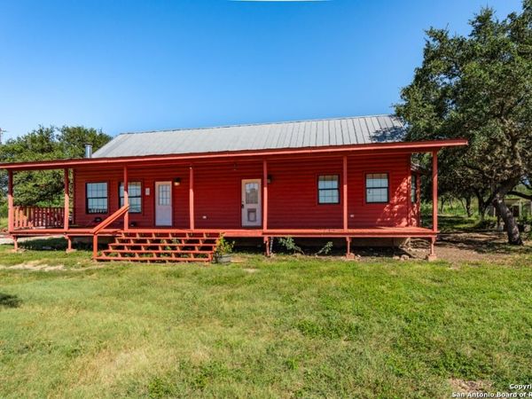 11234 Hwy 187 North, Utopia, TX 78884