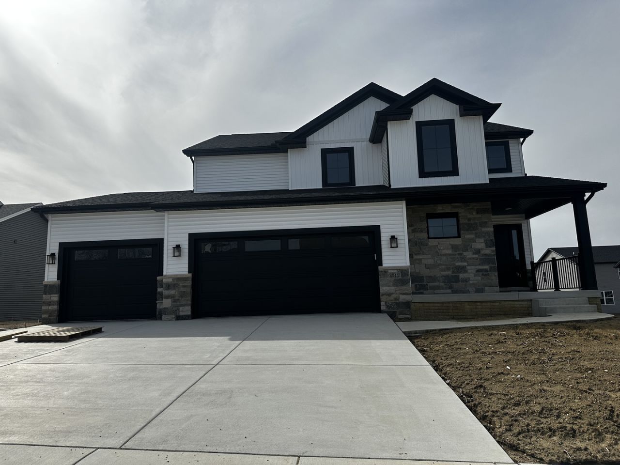 2511 Savanna Road, Bloomington, IL 61705 Main Photo