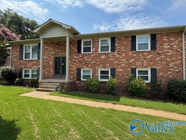 418 Curtis Drive SE, Huntsville, AL 35803