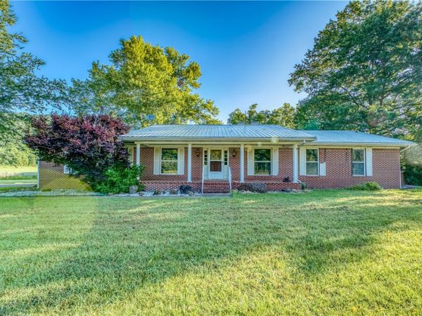 8828 412 Highway, Osage, AR 72638