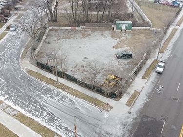6474 W WARREN Avenue, Detroit, MI 48210