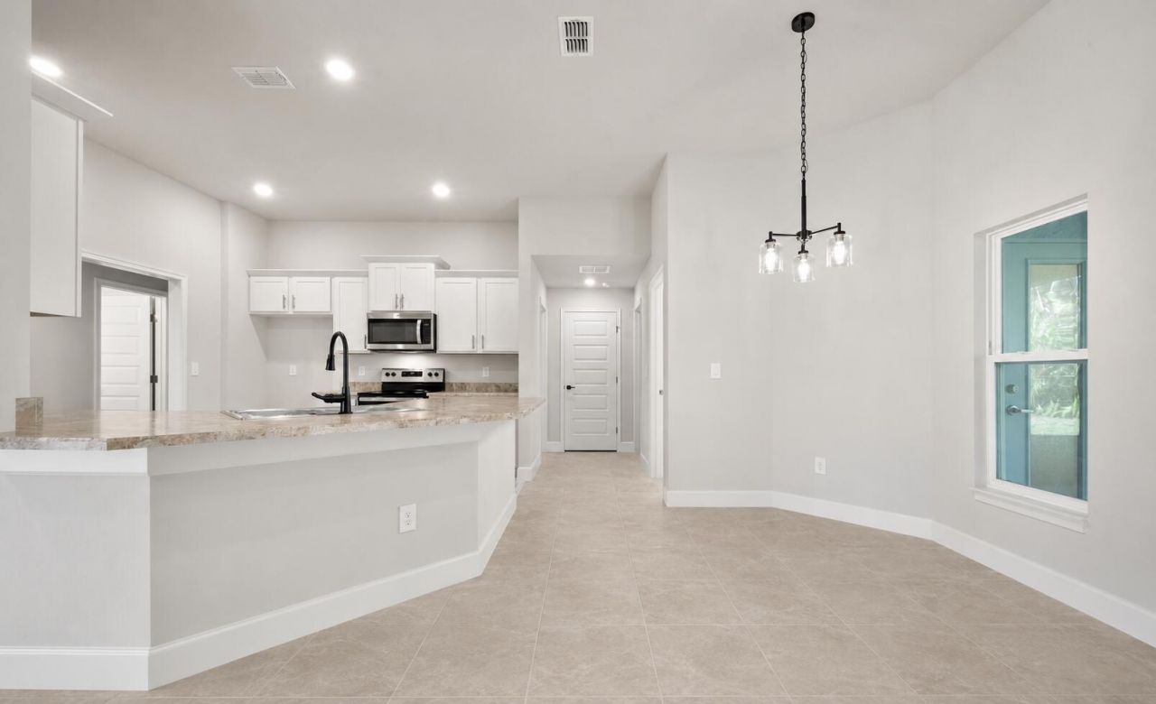 372 SW Feldman Avenue, Port Saint Lucie, FL 34953 Photo