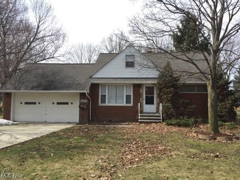 1790 Skyline Drive, Richmond Heights, OH 44143 Photo 1