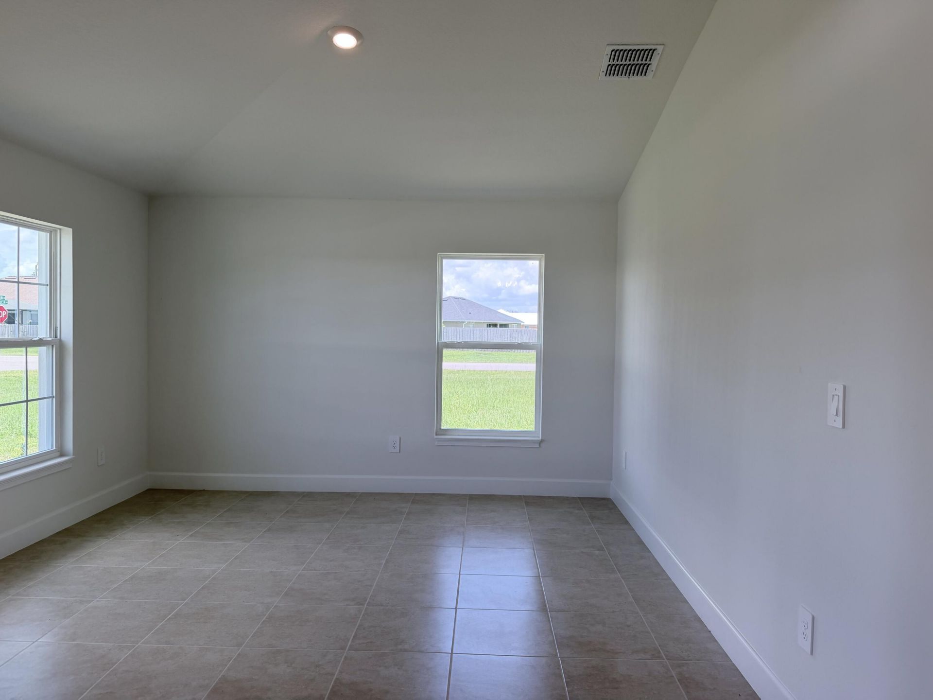 5801 NW Dana Circle, Port Saint Lucie, FL 34986 Photo