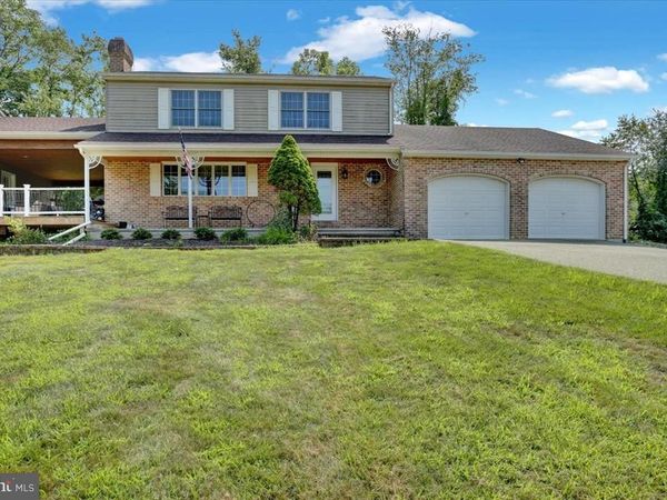 20-A LEHLAND DRIVE, BOYERTOWN, PA 19512