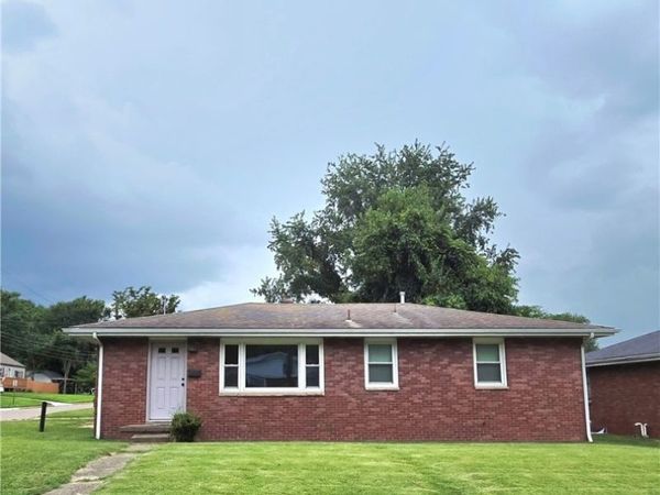 2801 15th Avenue, Vienna, WV 26105