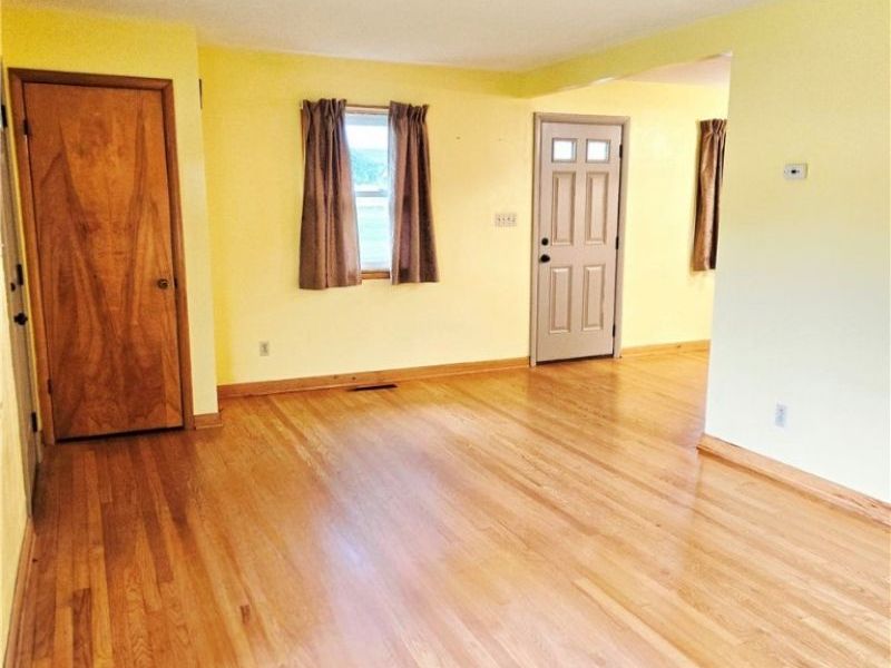 2801 15th Avenue, Vienna, WV 26105 Photo 6