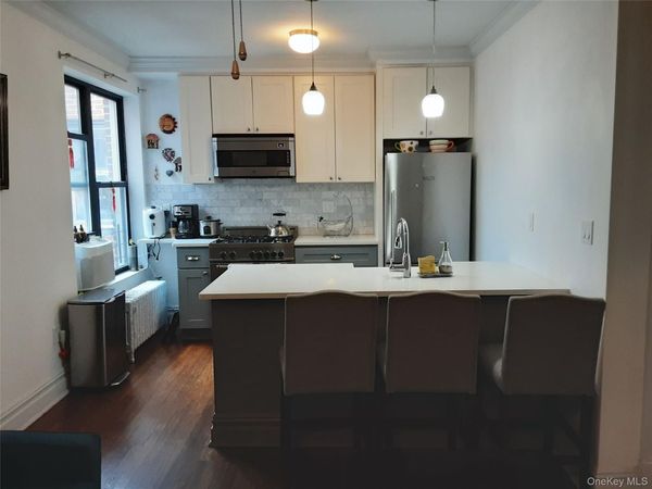 4222 KETCHAM Street, Unit F16, Elmhurst, NY 11373