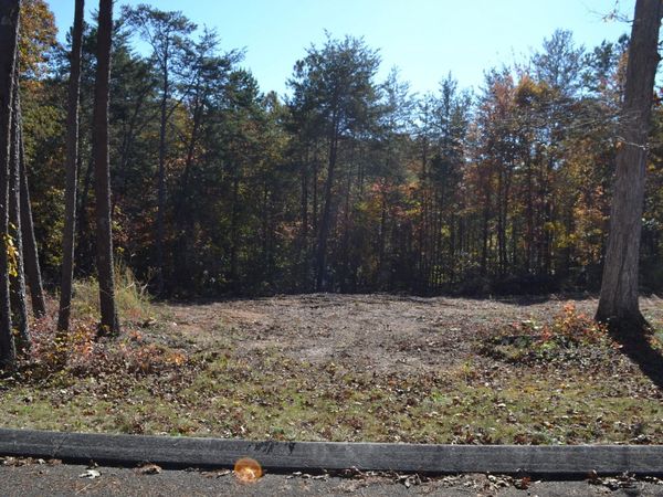 16 Countryside Drive, Dunlap, TN 37327