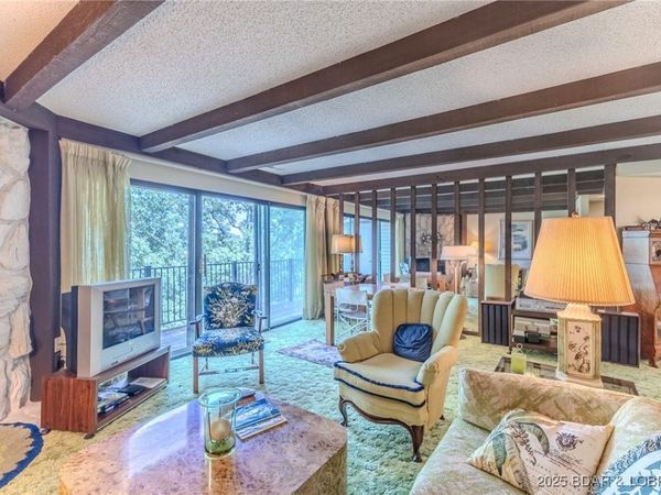 92 Waters Edge Ct 3B, Unit 15-3B, Lake Ozark, MO 65049