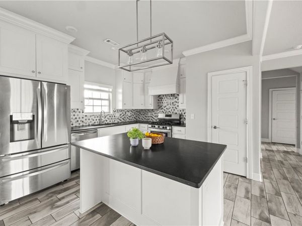 203 Vicks Circle, Centerton, AR 72719