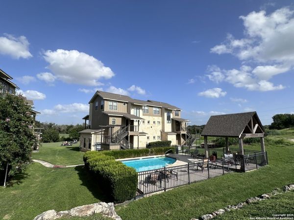 1111 Long Creek, UNIT 204, New Braunfels, TX 78130