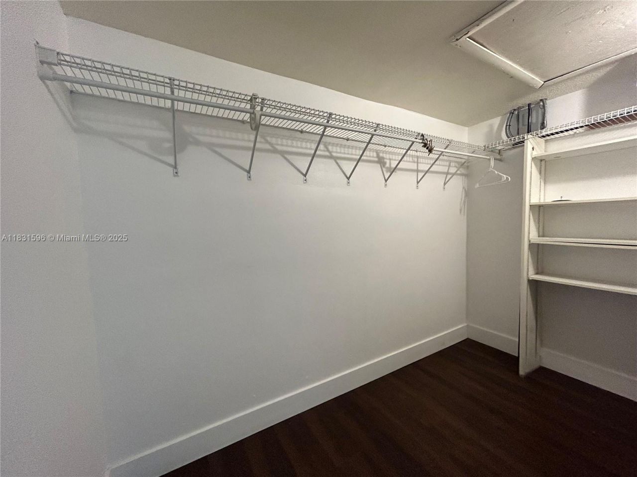 1020 94th St, Unit 202, Bay Harbor Islands, FL 33154 Photo