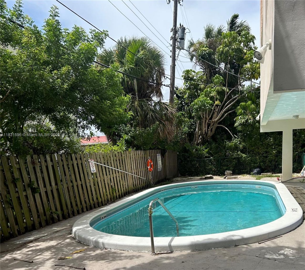 1020 94th St, Unit 202, Bay Harbor Islands, FL 33154 Photo