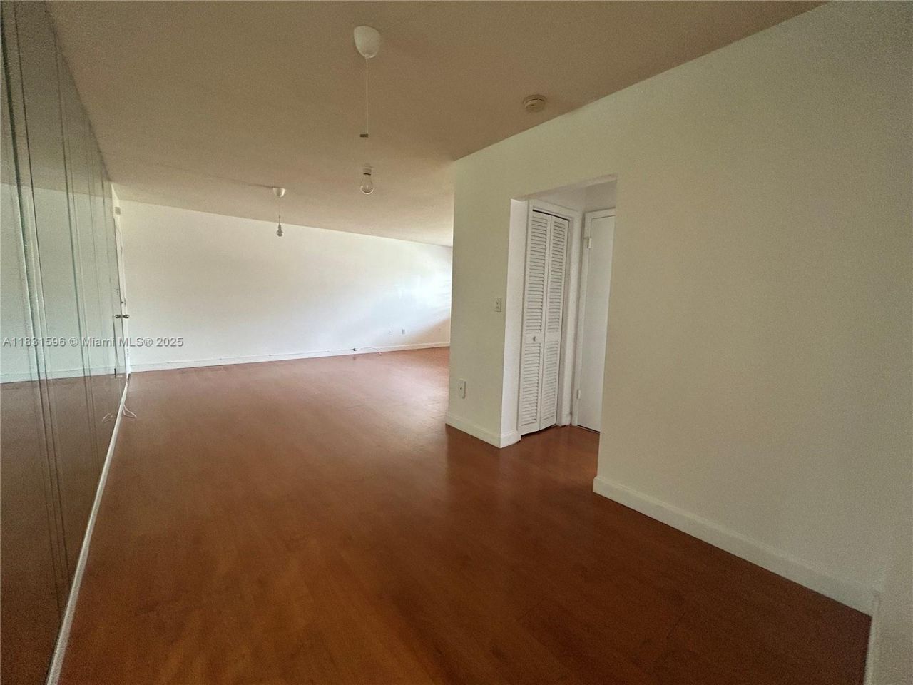 1020 94th St, Unit 202, Bay Harbor Islands, FL 33154 Photo