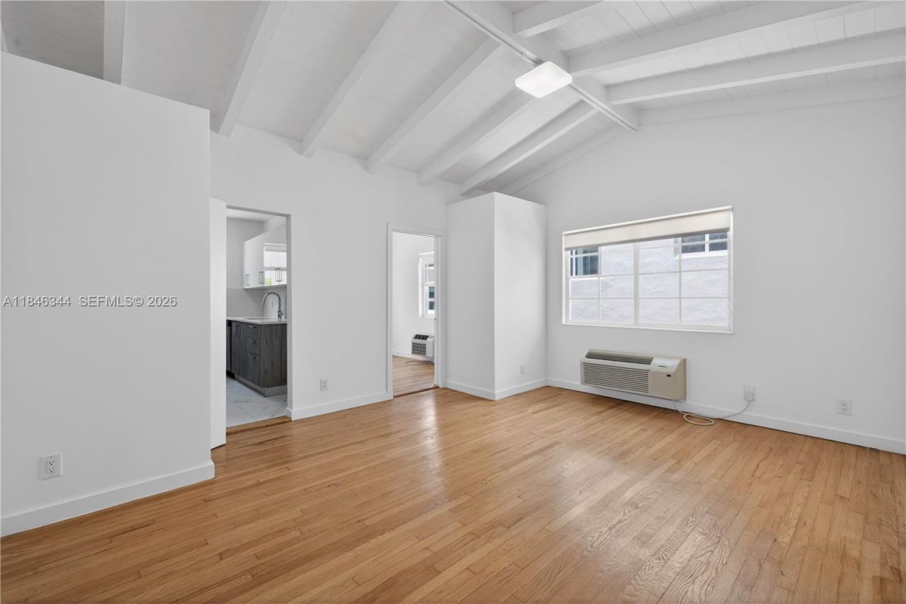 1552 Euclid Ave, Unit 4, Miami Beach, FL 33139 Photo