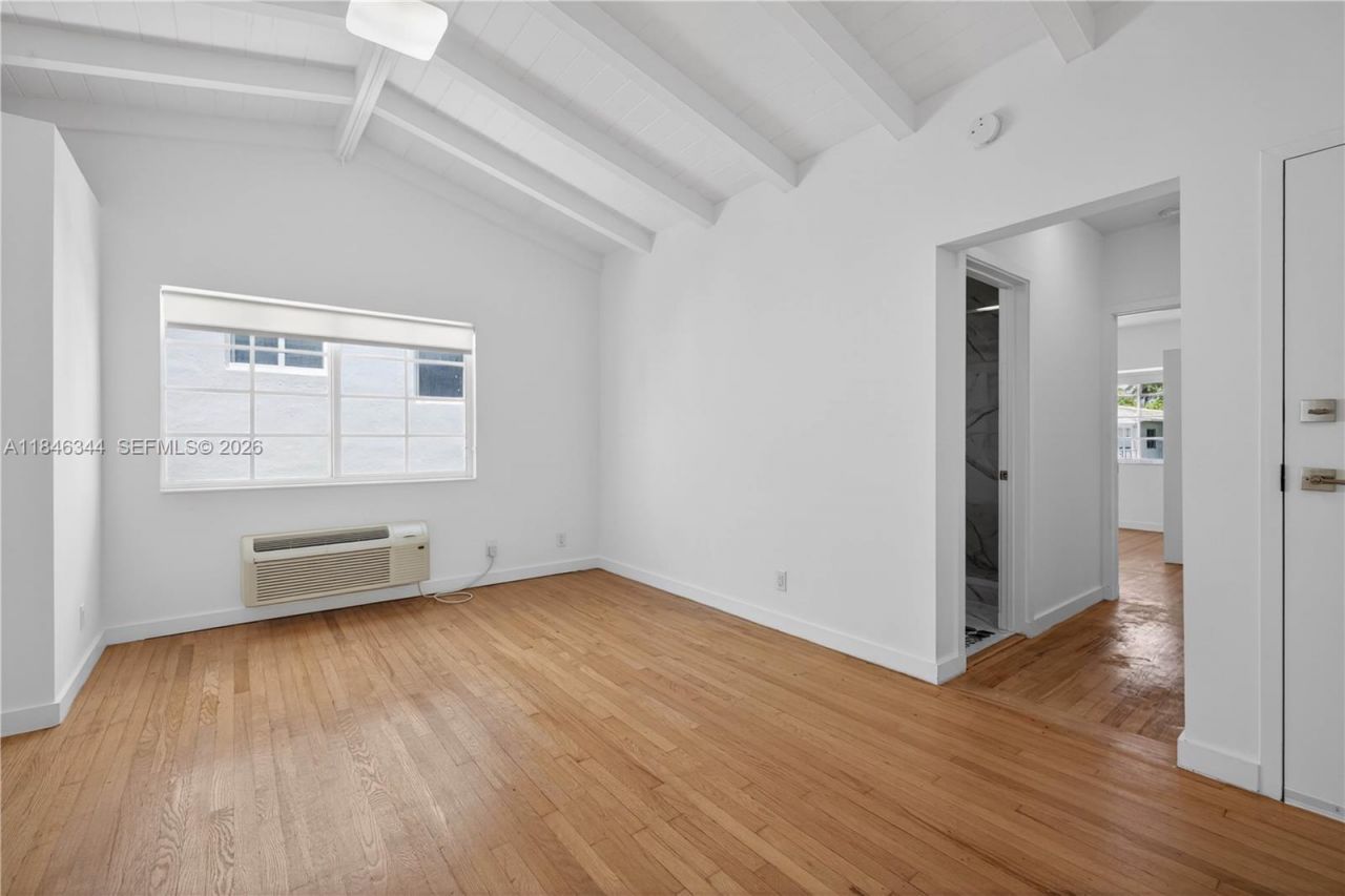 1552 Euclid Ave, Unit 4, Miami Beach, FL 33139 Photo