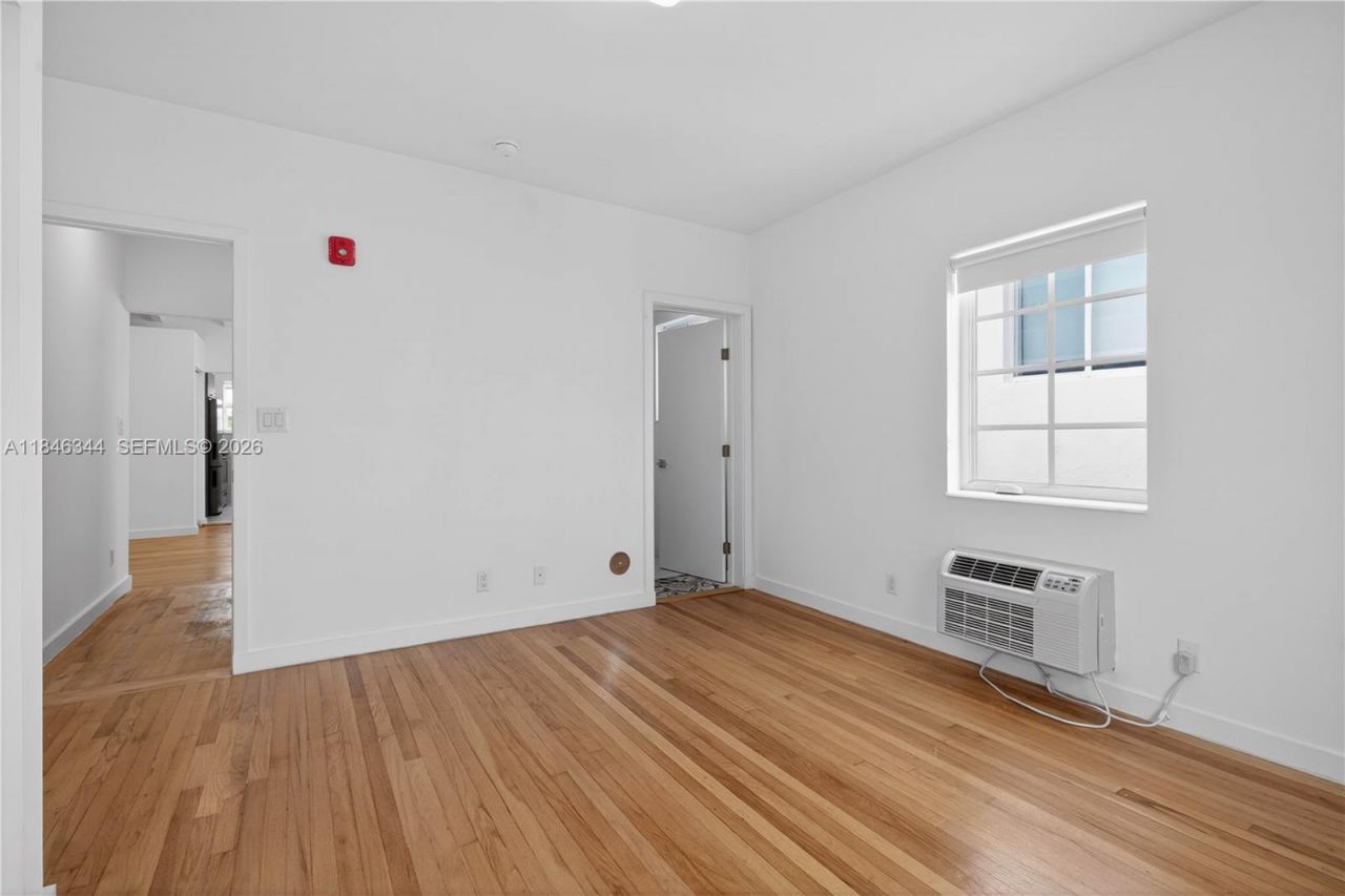 1552 Euclid Ave, Unit 4, Miami Beach, FL 33139 Photo