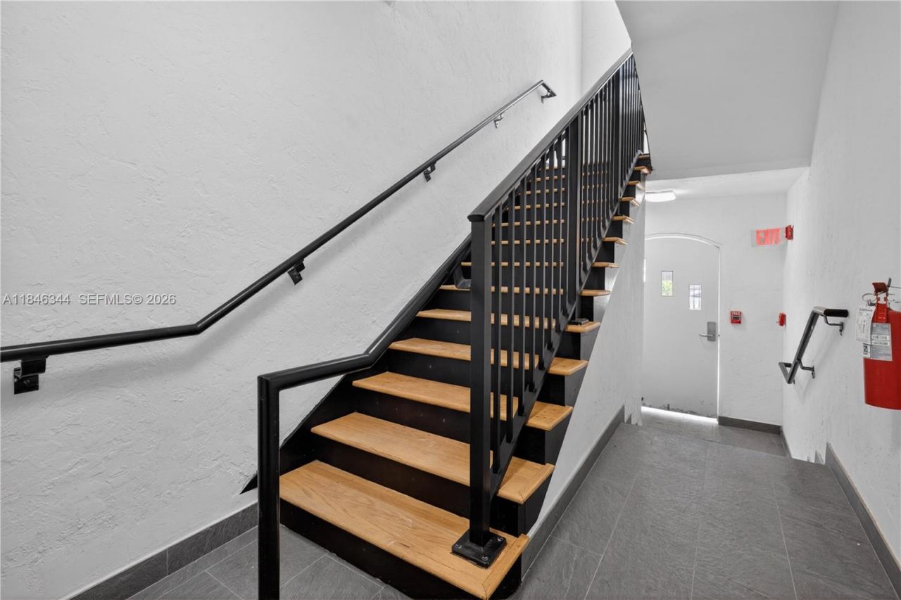 1552 Euclid Ave, Unit 4, Miami Beach, FL 33139 Photo