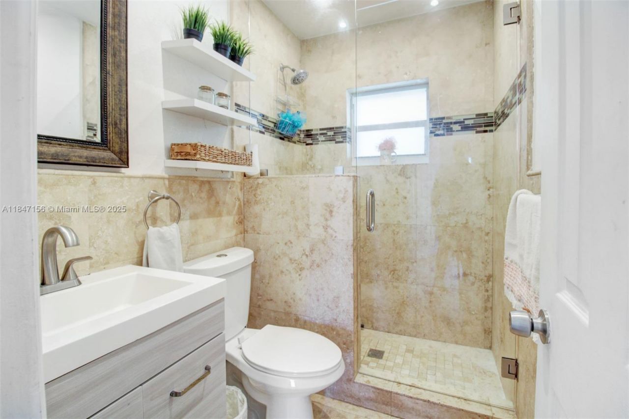 9755 SW 161st St, Miami, FL 33157 Photo