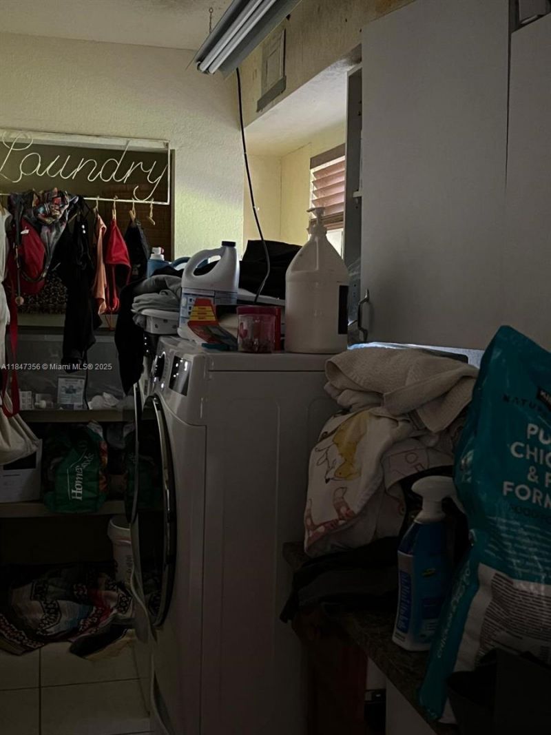 12431 SW 195th Ter, Miami, FL 33177 Photo