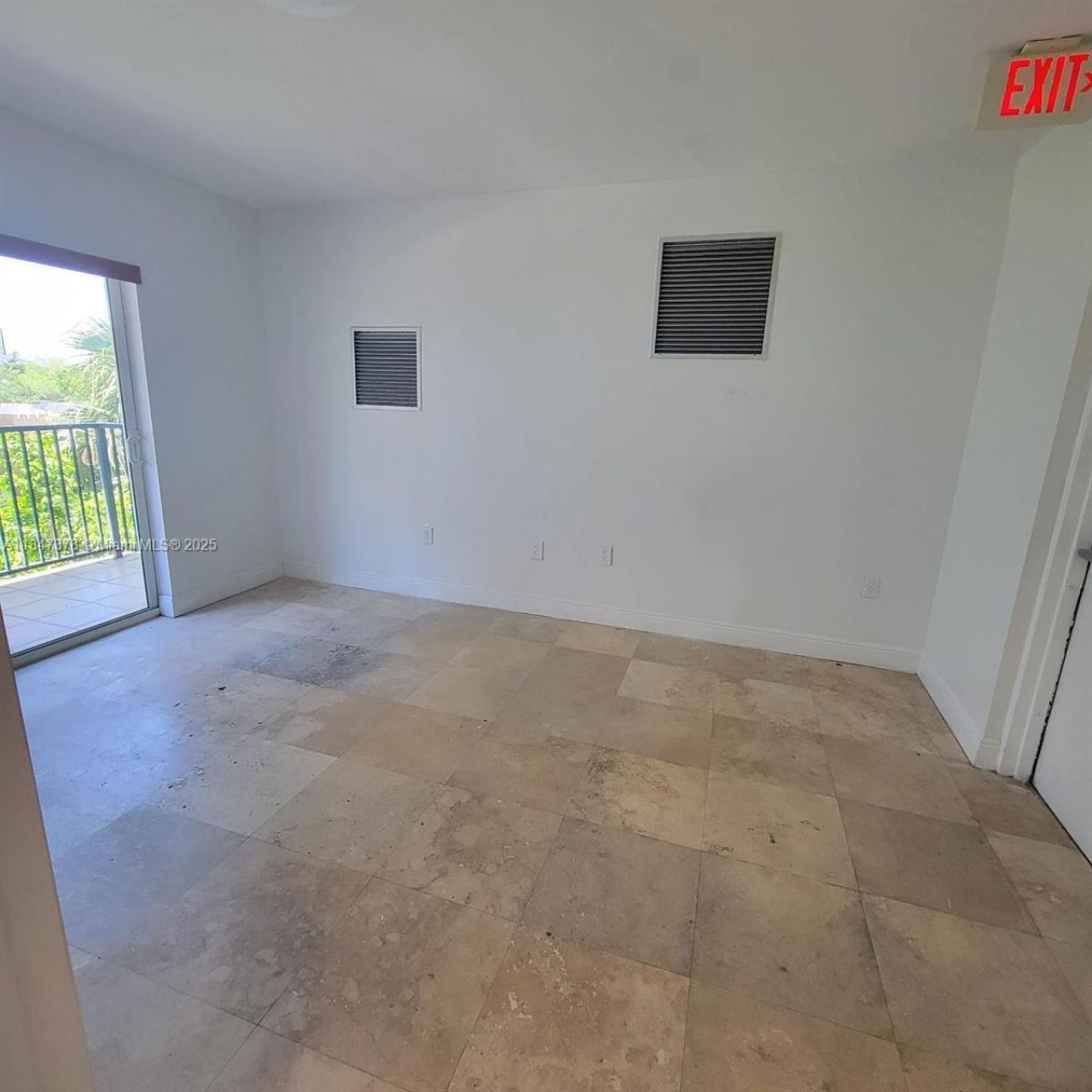 6355 SW 8th St, Unit 2-E, Miami, FL 33144 Photo