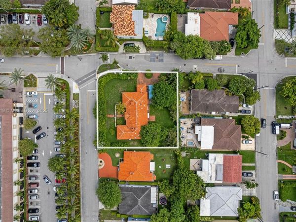 9400 Abbott Ave, Surfside, FL 33154