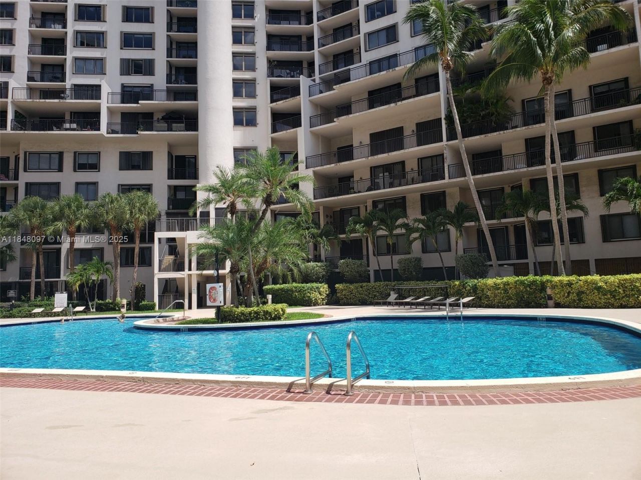 540 Brickell Key Dr, Unit 1524, Miami, FL 33131 Photo