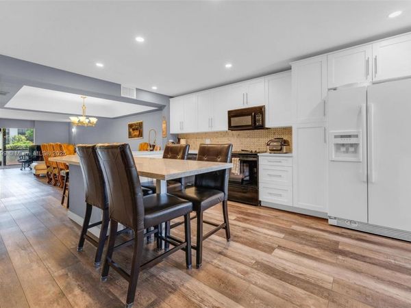 23380 Carolwood Ln, Unit 101, Boca Raton, FL 33428