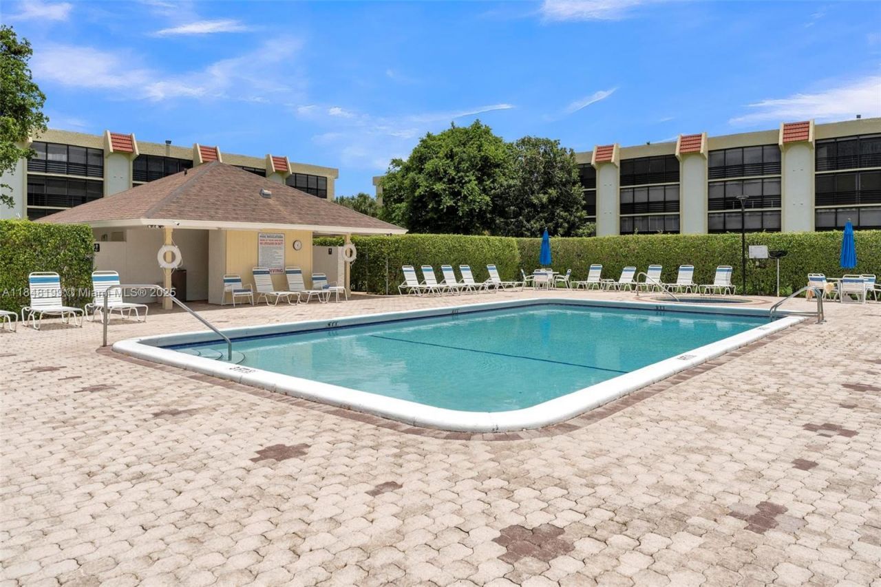 23380 Carolwood Ln, Unit 101, Boca Raton, FL 33428 Photo